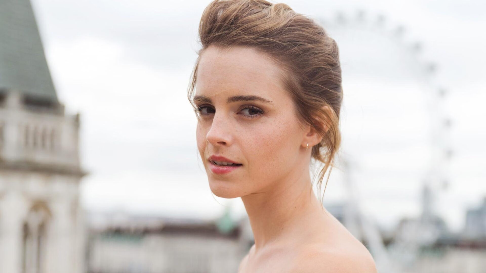 中国三人女篮进攻端表现突出 球迷点赞不断，中国三人女篮什么意思