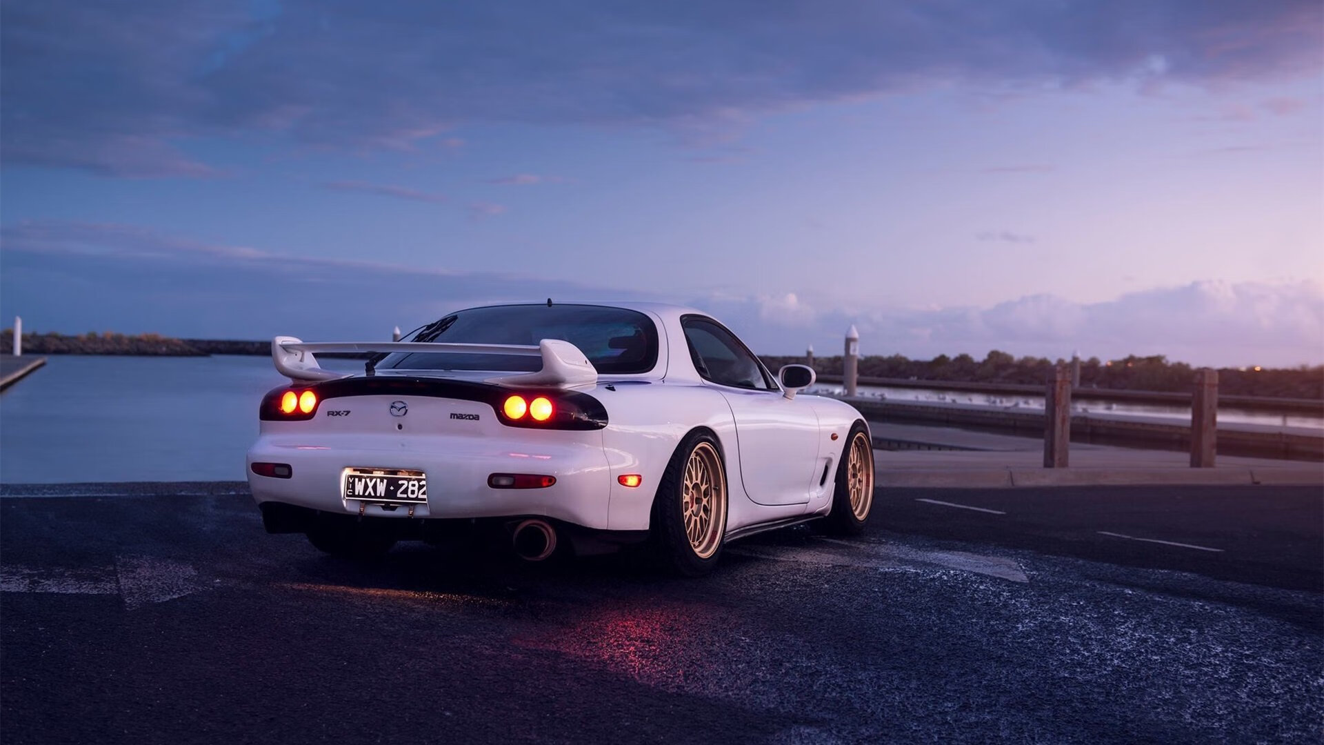 Kaiyun APP-山西龙狮抓住篮板球优势创造二次进攻机会，山西龙晋球衣